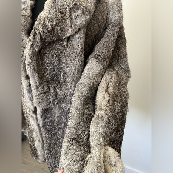 Rabbit Fur - Picture 5 of 5